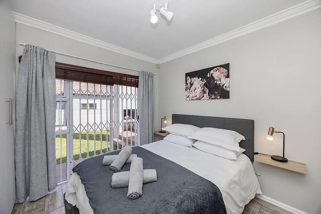 Tatil Evi 3Bed 2Bath Patio Braai Garden And Garage Villa Cape Town Güney Afrika